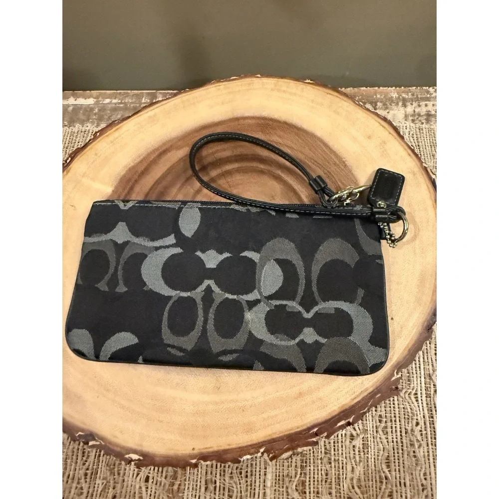 Vintage Coach Black Gray Signature Logo 1941 Wristlet Pouch Front Snap Pocket